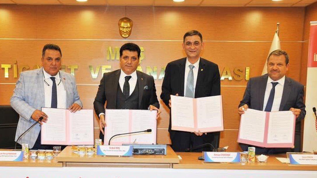 Muş ve Gaziantep İlleri Arası Mesleki Eğitimin Geliştirilmesi ve İşbirliği Protokolü Muş'ta imzalandı.