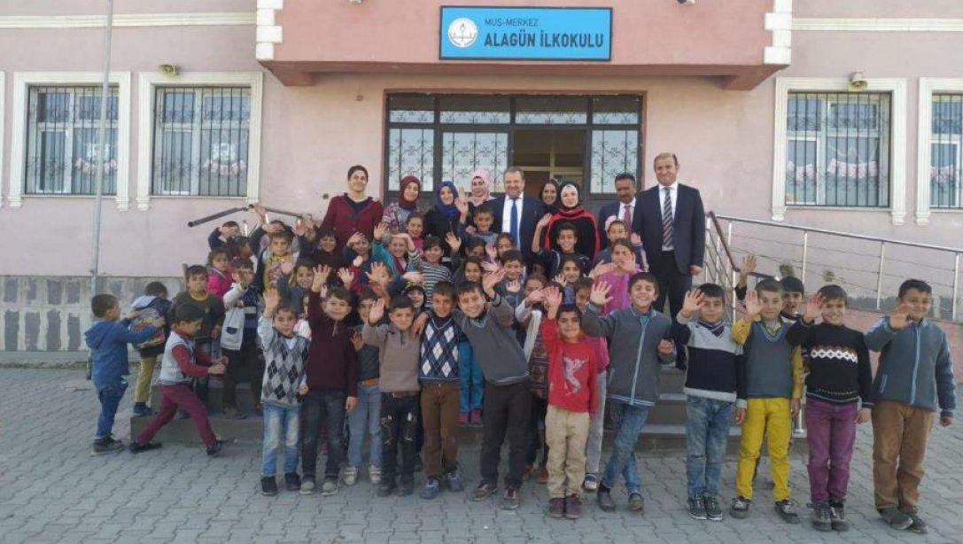 İl Milli Eğitim Müdürü Emin Engin'in Okulları Ziyaretleri Devam Ediyor.